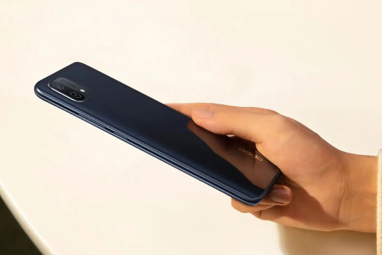 Pin dùng đủ cả ngày và Camera cơ bản
