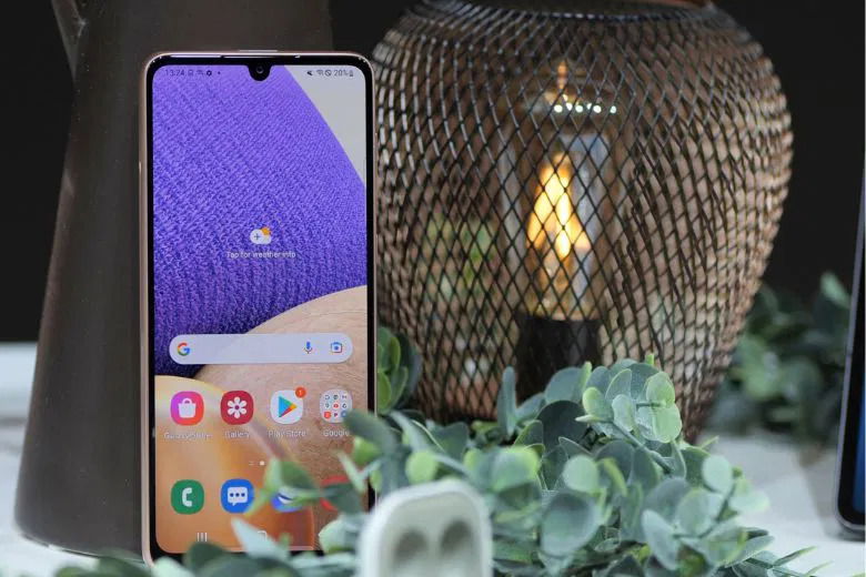 Màn hình Super AMOLED 6.6 inch với tần số quét 120Hz