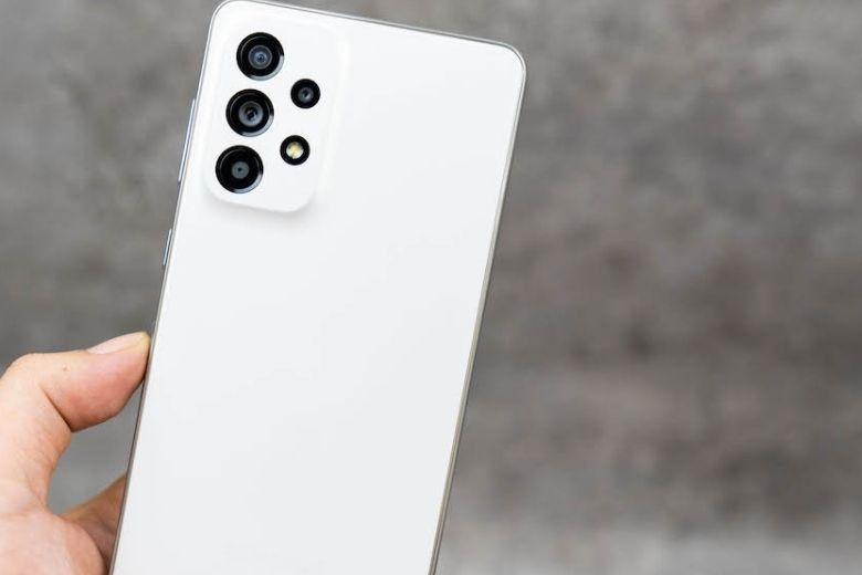 Chip Snapdragon 778G trên Samsung Galaxy A73 128GB Likenew