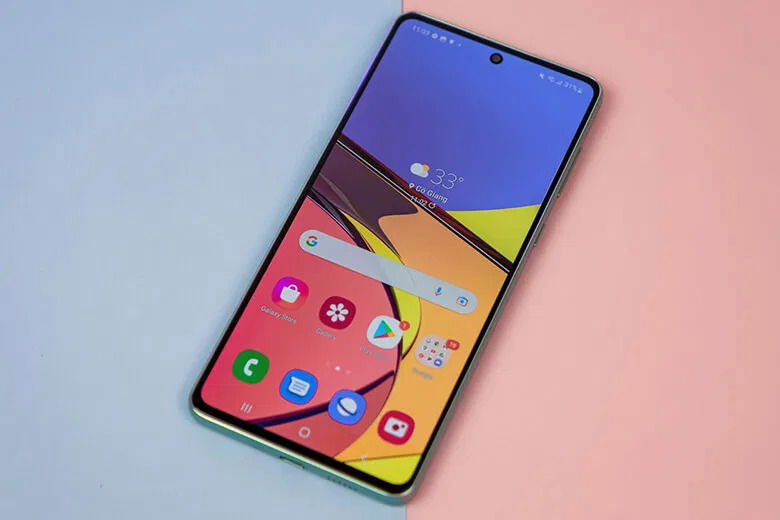 Màn hình 6.7 inch của Samsung Galaxy A73 128GB Likenew