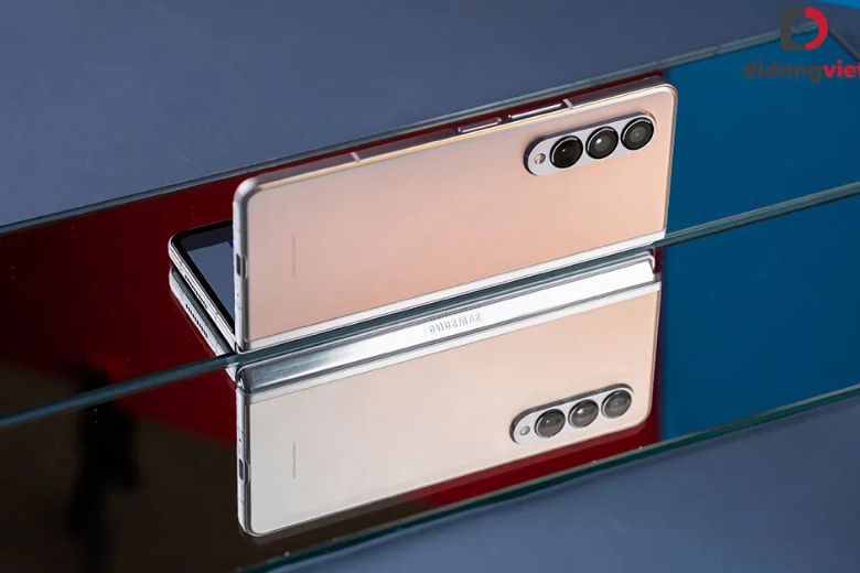 Samsung Galaxy Z Fold3 5G 12GB 512GB Likenew