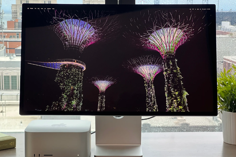 Màn hình Apple Studio Display hiệu năng mạnh mẽ