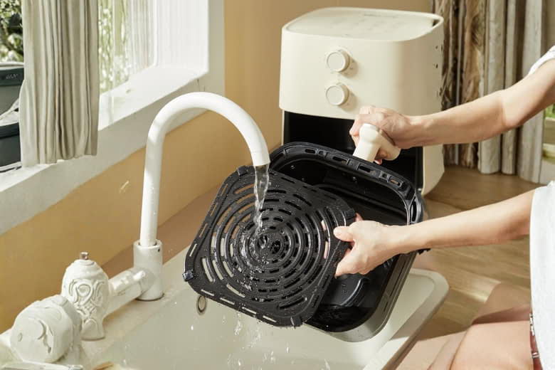 Nồi chiên không dầu 5L Bear QZG-J15M1