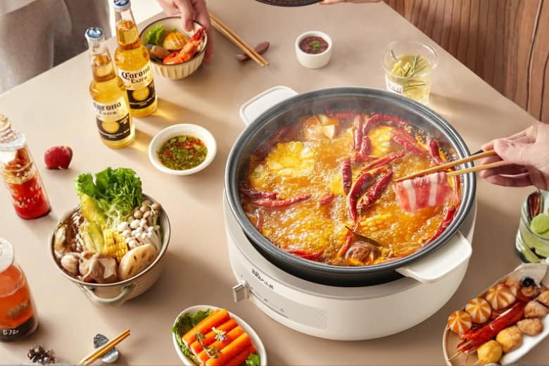 Nồi điện đa năng Bear DHG-C40V2