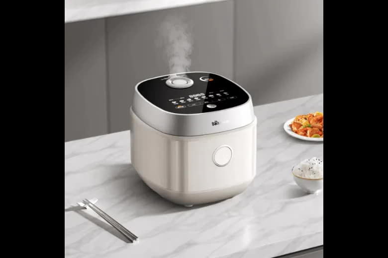 Nồi cơm điện 4L (1.5L VN) 800W Bear RC-4H40Y (DFB-J40Q5)