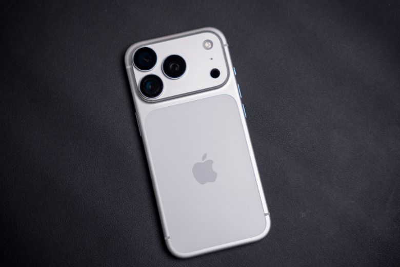iPhone 17 Pro 256GB Chính Hãng tổng quát
