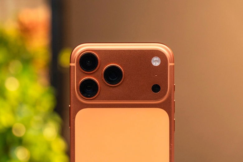 iPhone 17 Pro Max 1TB cụm 3 camera sau