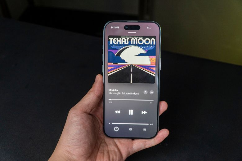 iPhone Air 1TB pin bền bỉ cả ngày dài