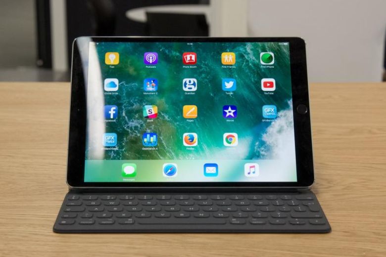 iPad Pro 10.5 được trang bị nút Home và Touch ID tiện lợi