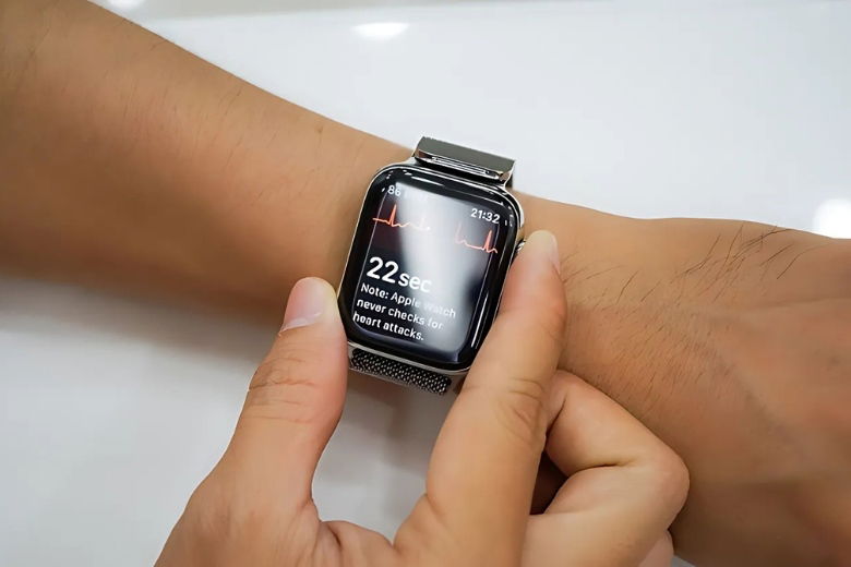 Đồng hồ Apple Watch nhiều tiện ích