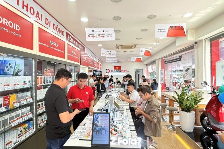 Đồng hồ thông minh lợi ích khi mua mới, chính hãng