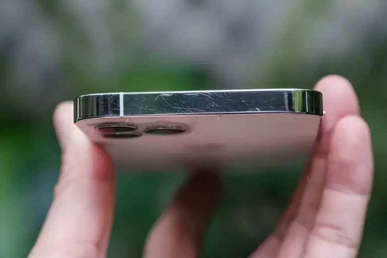 iPhone 14 Series cũ trầy xước nhẹ, xước cấn 