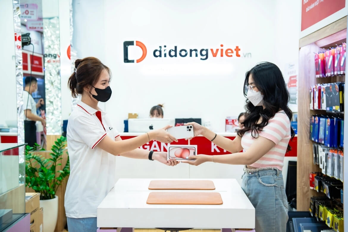 Di Động Việt với sứ mệnh chuyển giao giá trị vượt trội luôn tận tâm với khách hàng