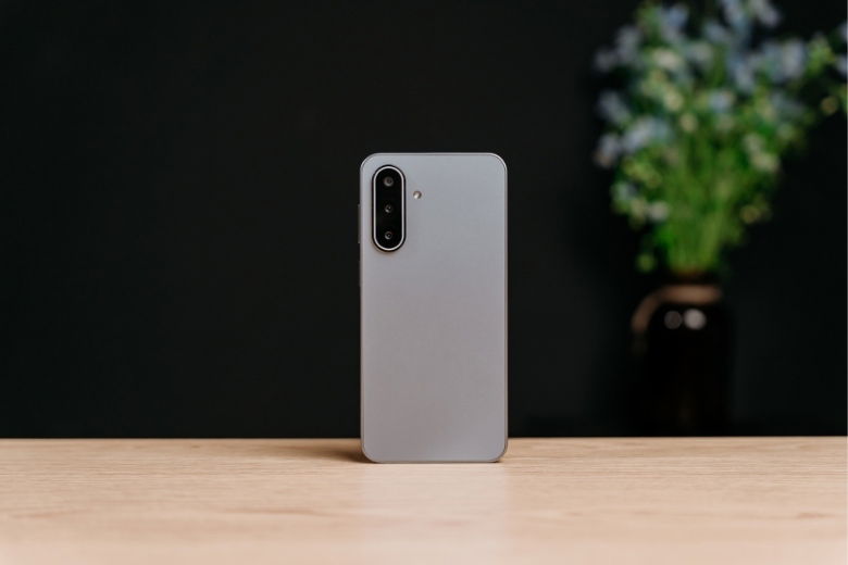 Samsung Galaxy A17 5G 128GB (BHĐT) thiết kế mỏng nhẹ IP54