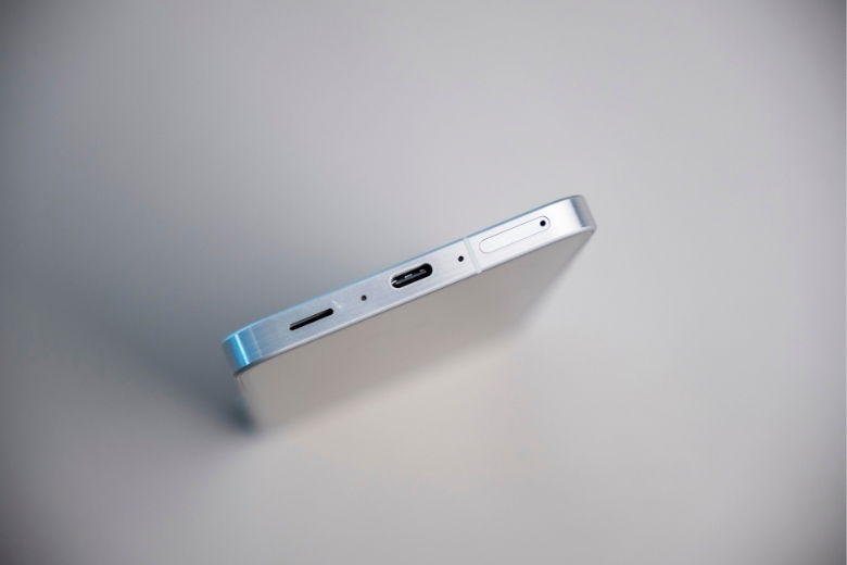 Samsung Galaxy A56 5G 128GB (BHĐT) pin 5000mAh sạc nhanh 45W 