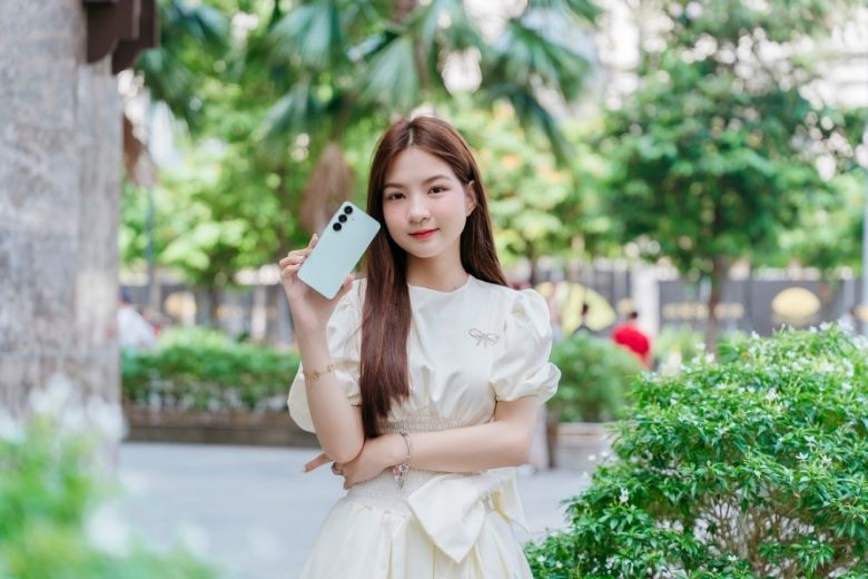 Thiết kế cao cấp trong thân hình nhỏ gọn