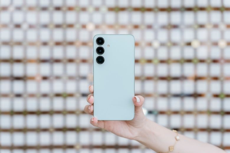 Thiết kế thanh lịch với chất liệu cao cấp