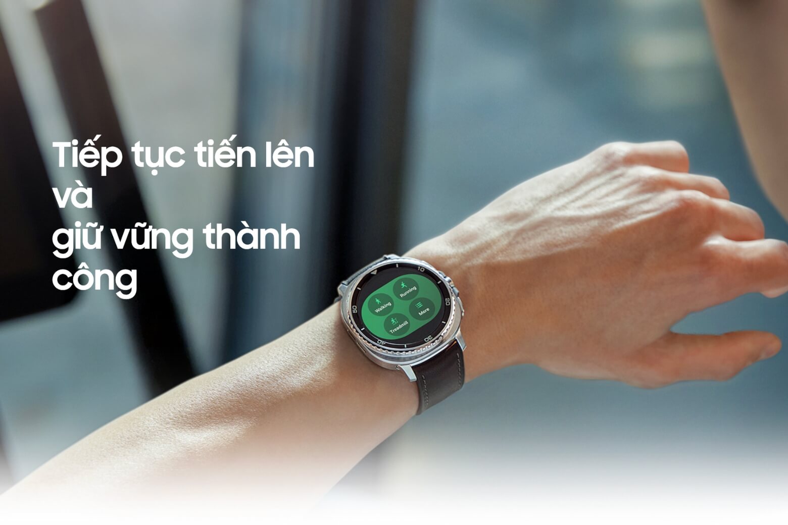 Lựa chọn phiên bản nào cần tuỳ vào nhu cầu và kích thước phù hợp với cổ tay