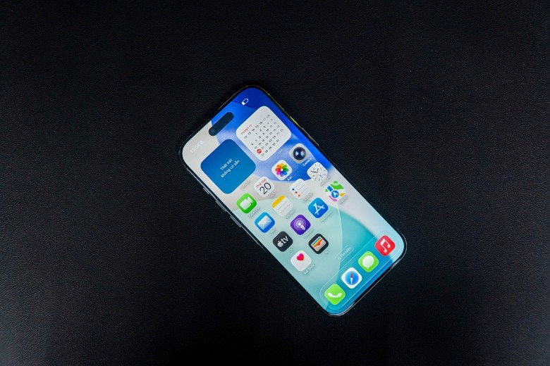 Kiểm tra màn hình pin iPhone Air cũ trước mua