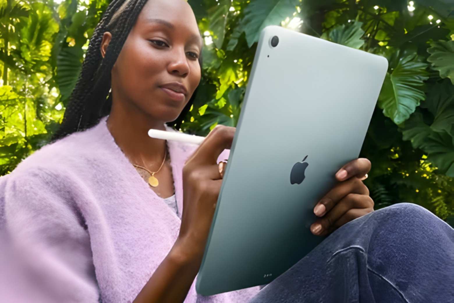 iPad Air M4 13 inch 256GB WiFi pin 10 giờ 