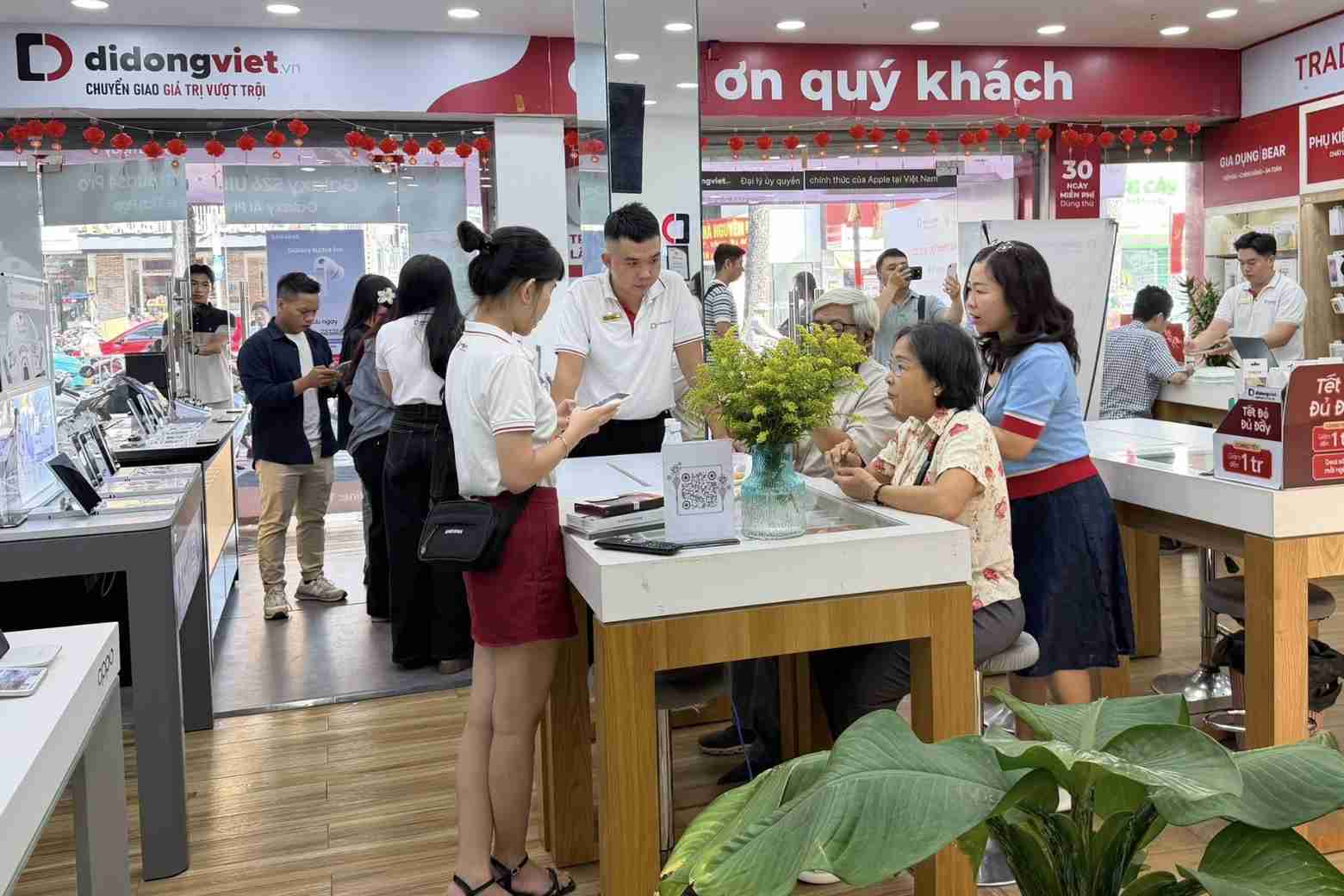 MacBook Air M5 13 inch 16GB/512GB chính hãng 