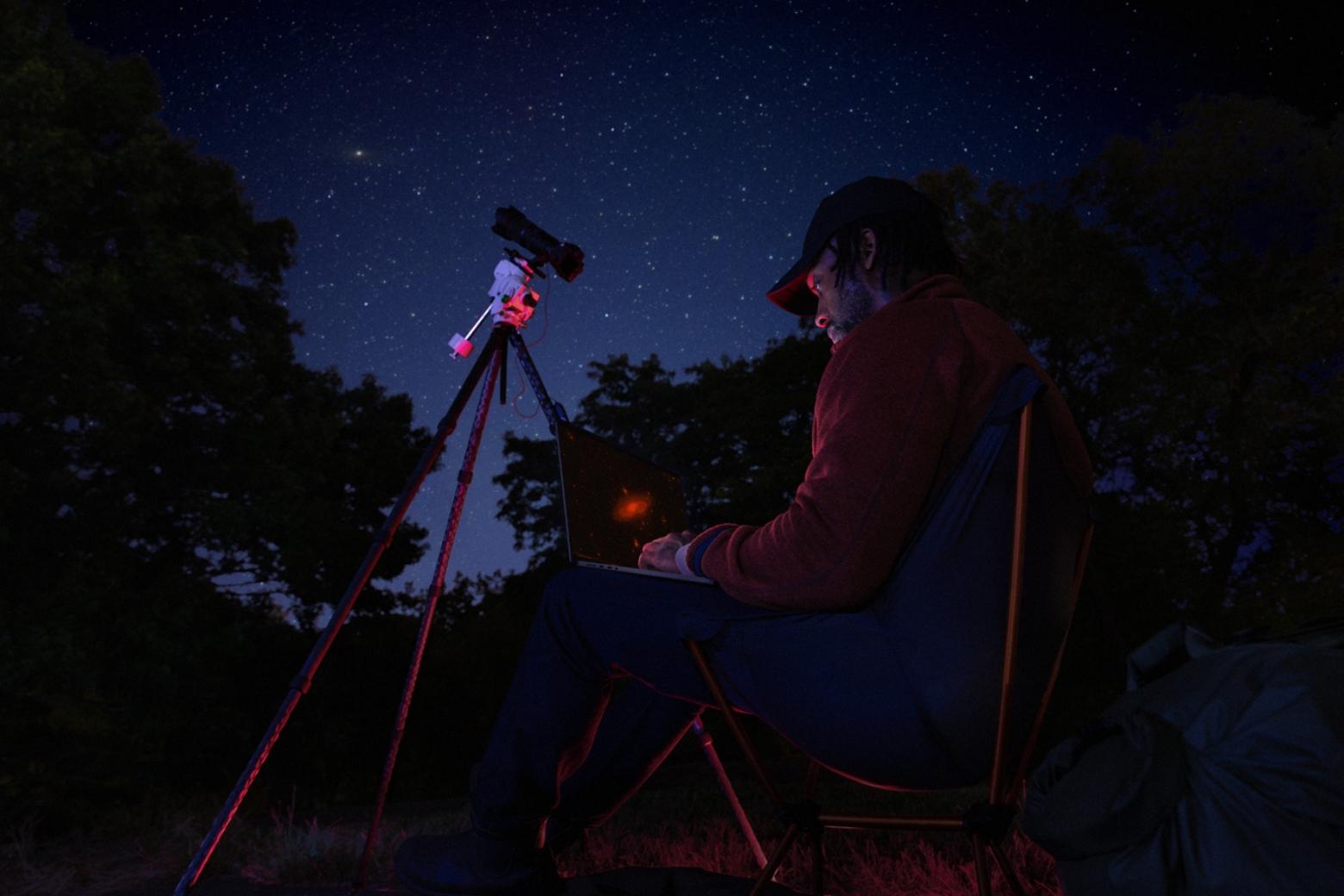 MacBook Pro 16 inch M5 Pro 24GB/1TB pin dùng 24 giờ video