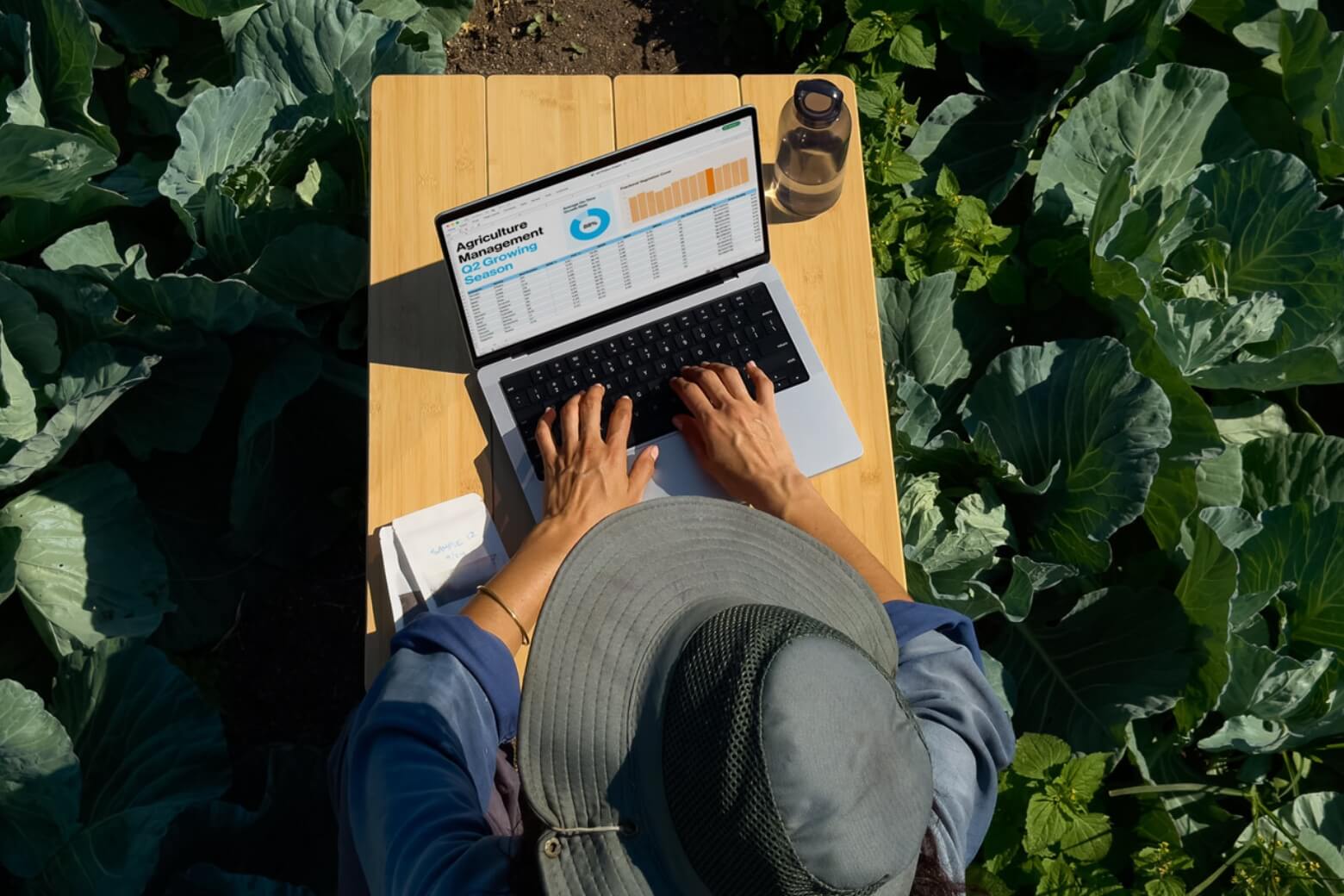 MacBook Pro 2026 14 inch M5 Pro 1TB thiết kế cao cấp