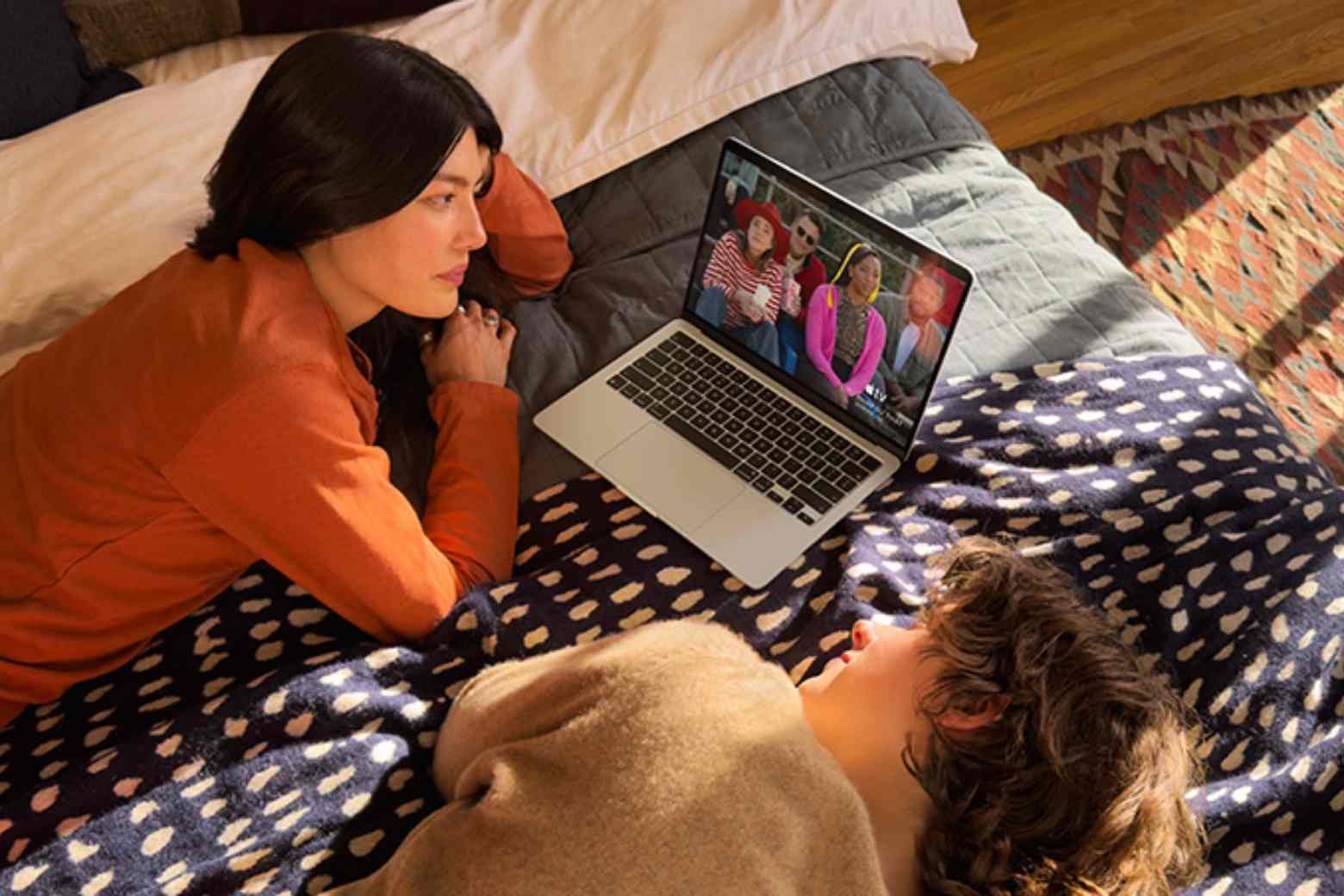 MacBook Air M5 15 inch 24GB/1TB pin lâu dài