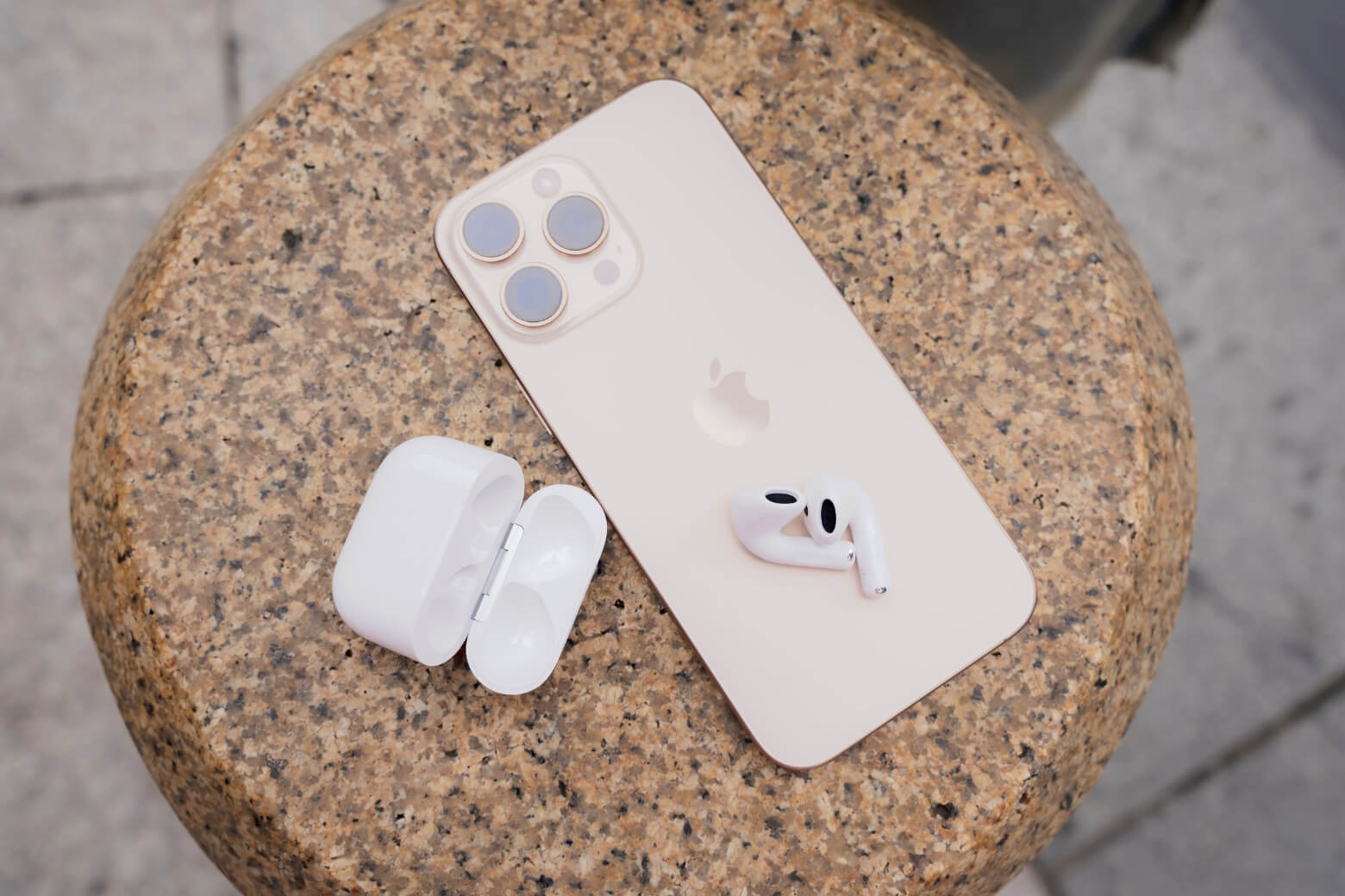 iPhone 16 Pro Max 256GB mức giá hiện tại