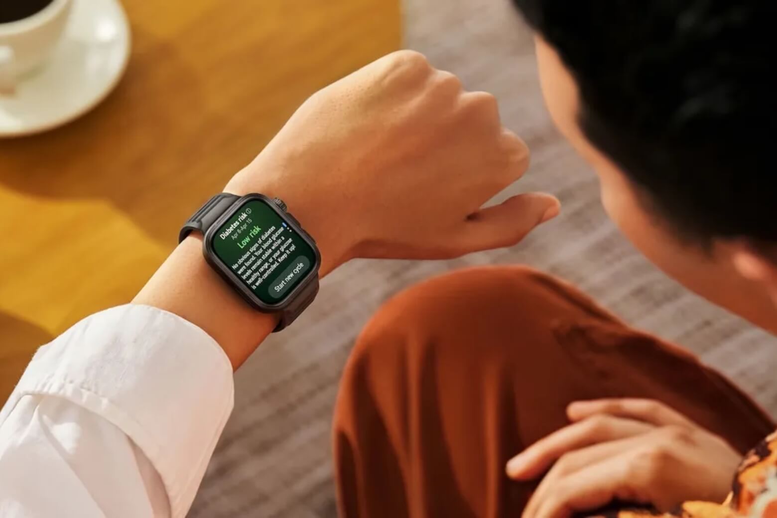 Với độ mỏng 9.5mm và trọng lượng chỉ 27g, HUAWEI Watch Fit 5 mang lại cảm giác đeo nhẹ nhàng suốt ngày dài Với độ mỏng 9.5mm và trọng lượng chỉ 27g, HUAWEI Watch Fit 5 mang lại cảm giác đeo nhẹ nhàng suốt ngày dài