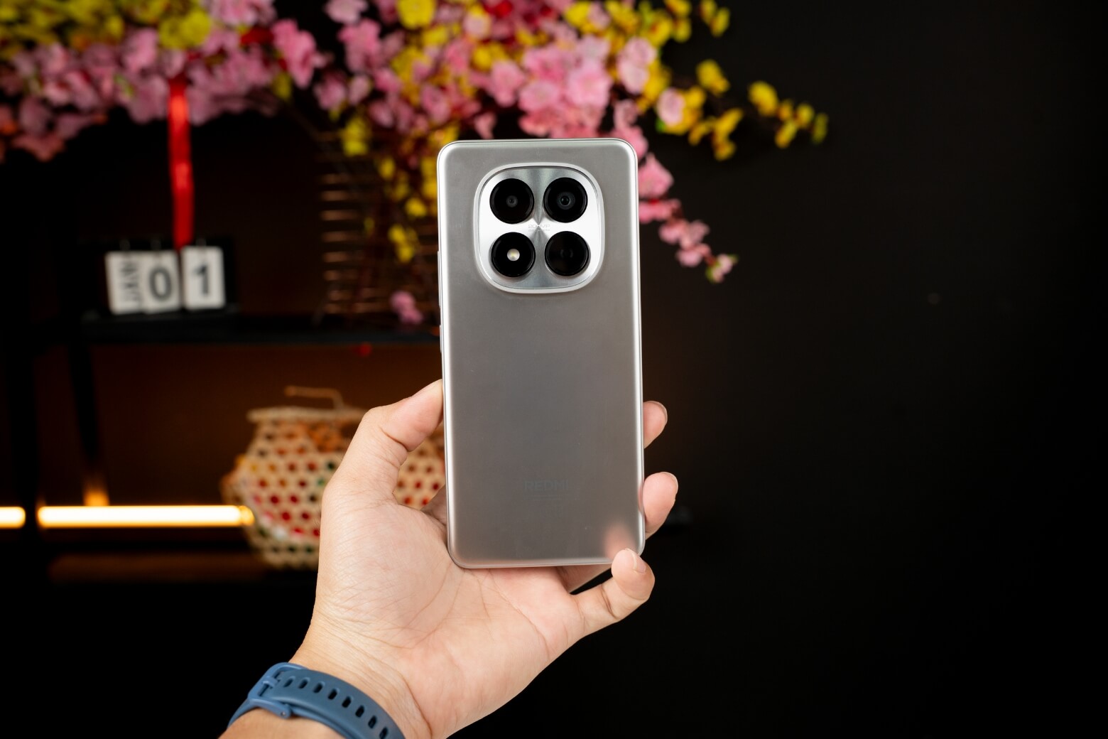 Redmi Note 15 Pro: Chuẩn “Bền Titan” tái định nghĩa smartphone tầm trung bền bỉ.