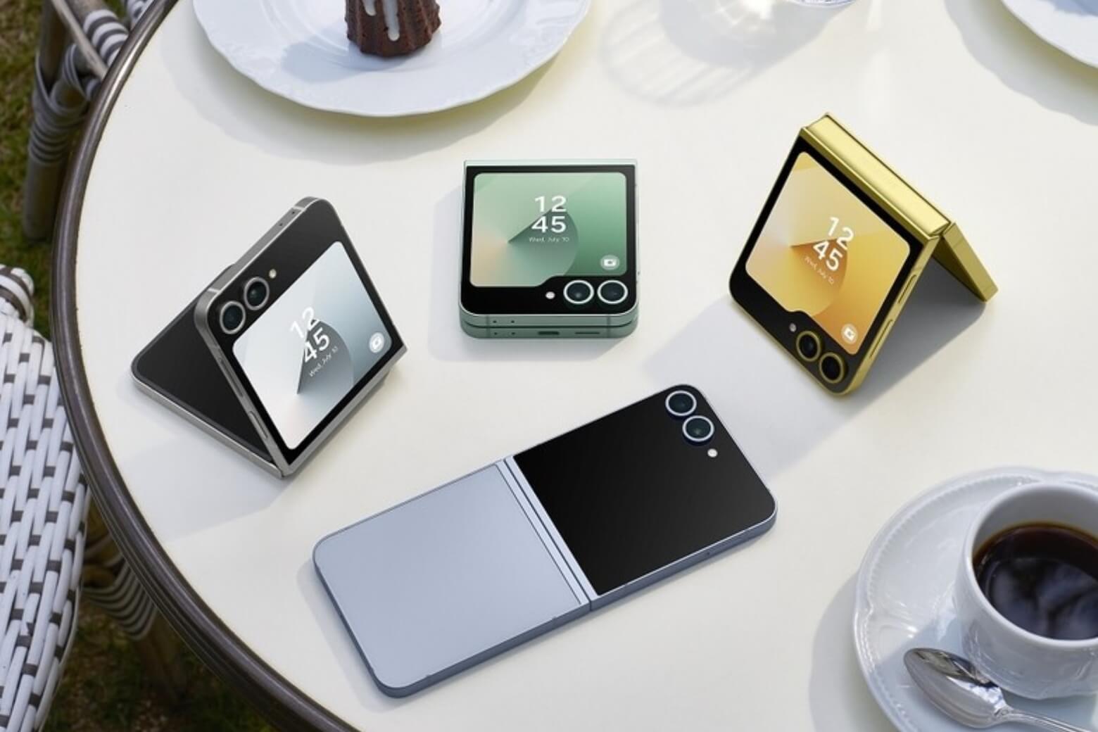 Galaxy dòng Z series cho trải nghiệm gập mở linh hoạt