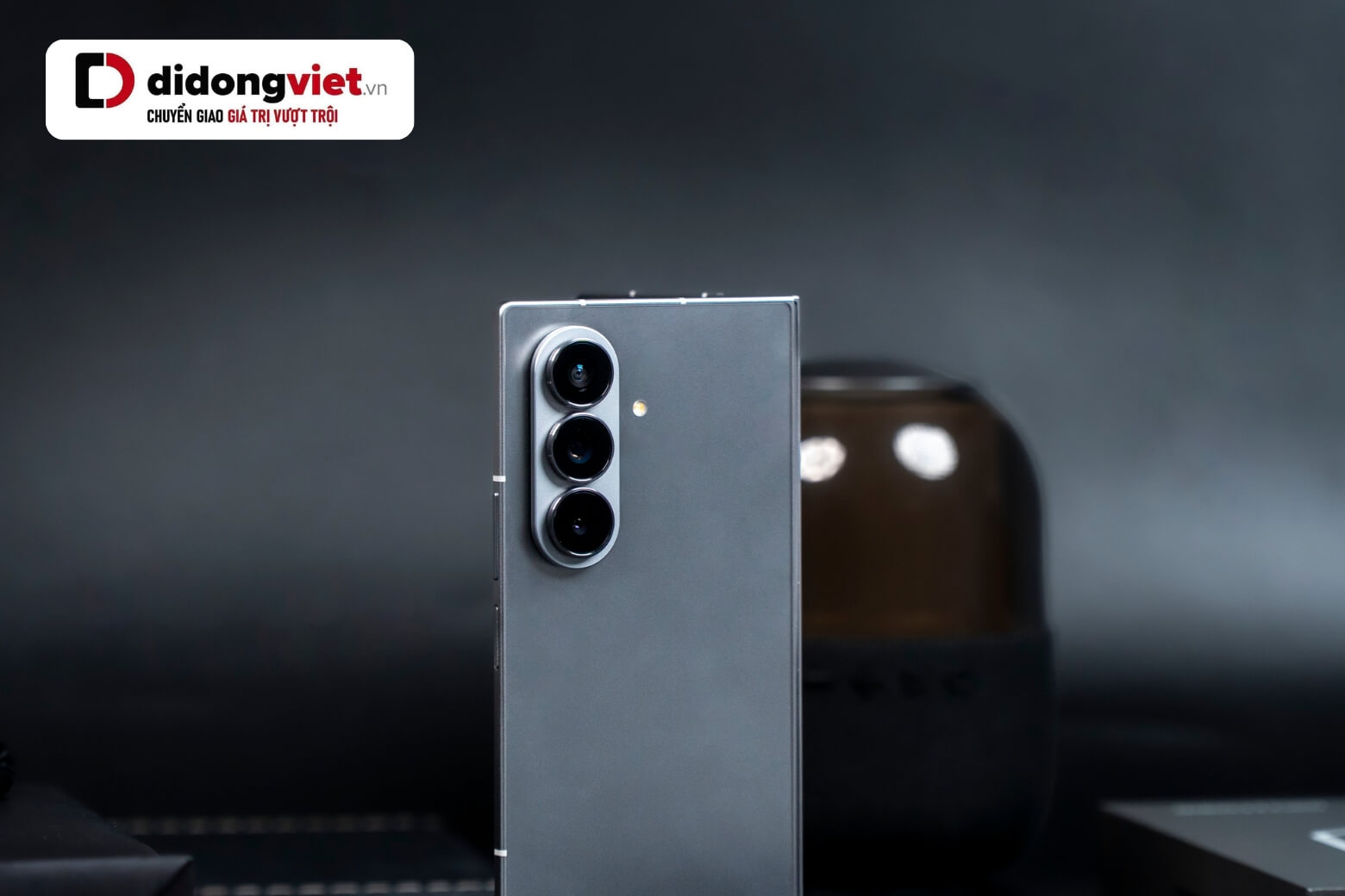Samsung Galaxy Z Fold7 camera 200MP sắc nét 