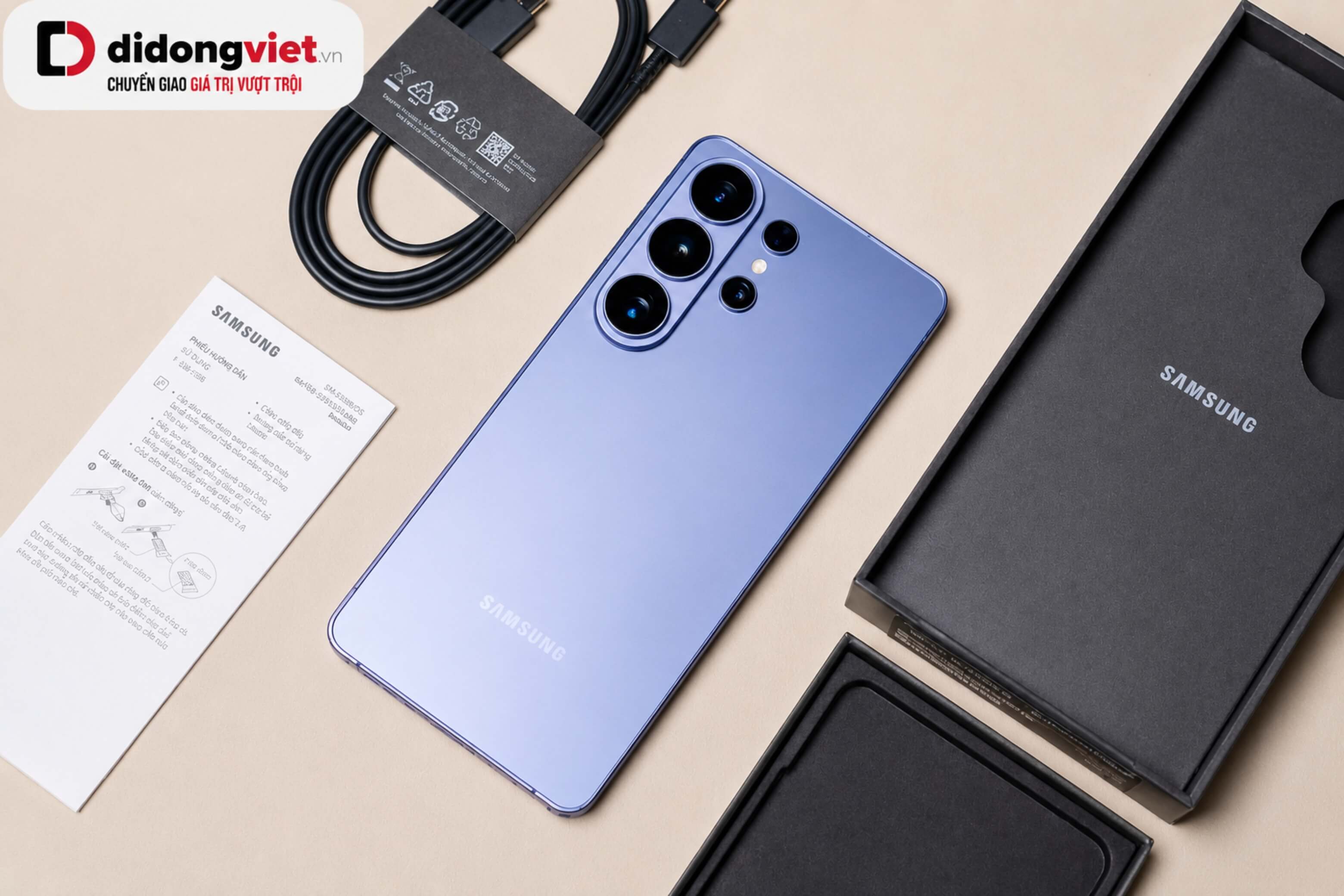 Pin 4.900mAh bền bỉ cả ngày dài, sạc nhanh 45W rút ngắn thời gian chờ đợi.