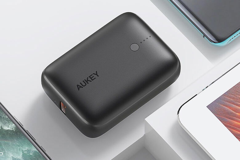 Pin sạc dự phòng Aukey 10.000mAh PB-N83S - Sử dụng công nghệ chế tạo an toàn, sạc nhanh