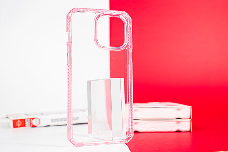 Thiết kế ốp lưng iPhone 13 Itskins - Hybrid//Clear