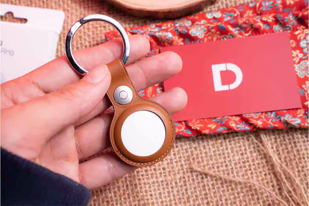 Apple AirTag Leather Key Ring Chính Hãng - ảnh 2