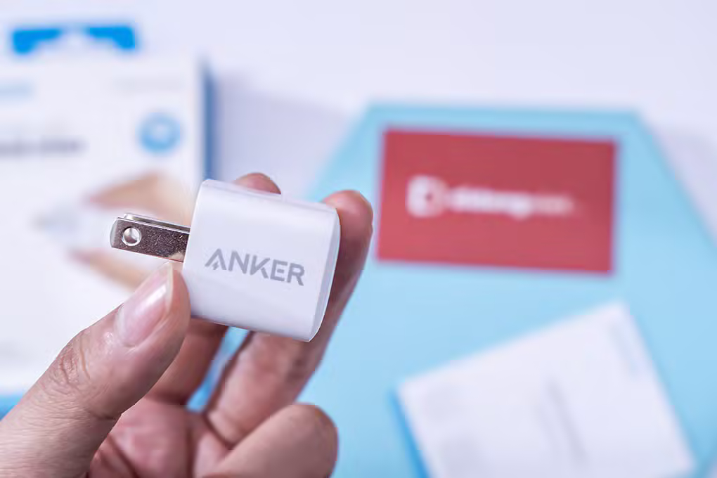 Củ sạc Anker PowerPort III Nano 20W A2633 - ảnh 2