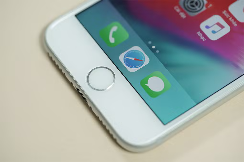 iPhone 7 32GB Lock (Likenew) - ảnh 3