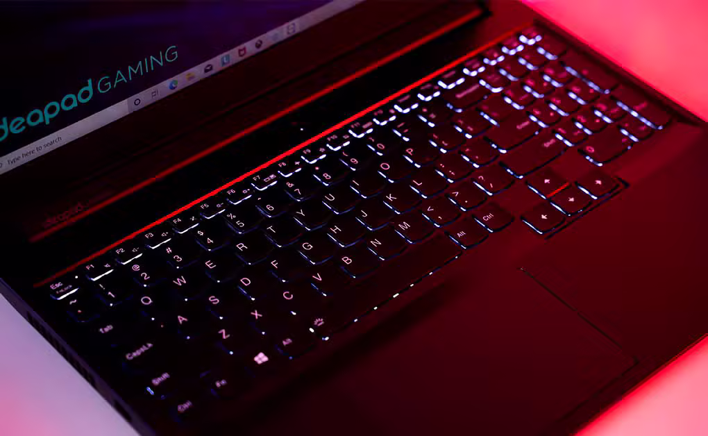 Lenovo IdeaPad Gaming 3 15IHU6 i7-11370H (RAM 8GB - ảnh 6