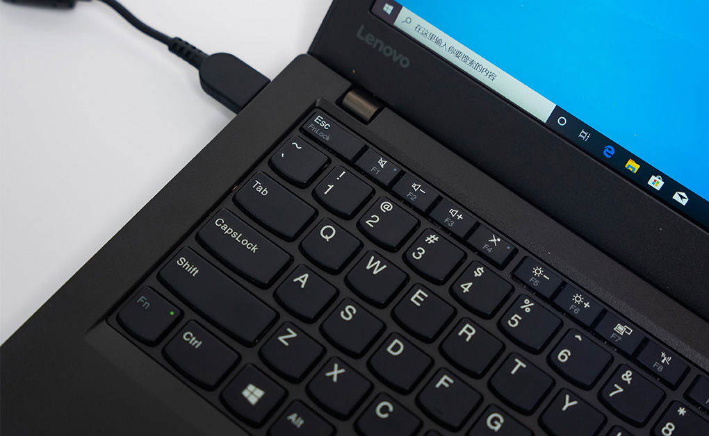 Laptop Lenovo Thinkpad X270 (i5-6300U / 8GB / 256G