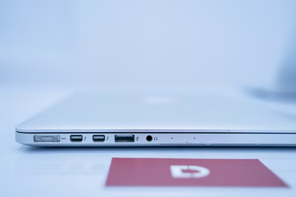 MacBook Pro Retina 13 Core i5 2.4/4GB/128GB 2013 (ME864) Cũ - ảnh 1