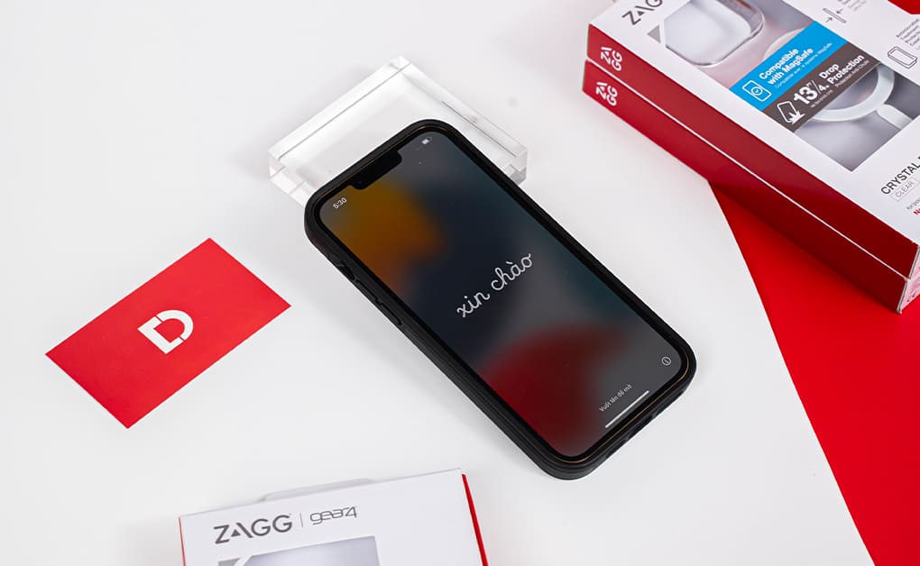 Ốp lưng iPhone 13 GEAR4 D3O Brooklyn Snap