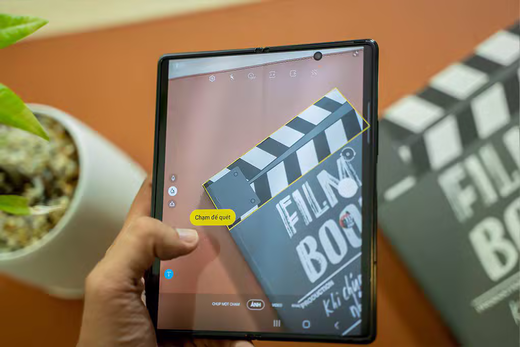 Samsung Galaxy Z Fold2 5G 256GB Chính Hãng - ảnh 2