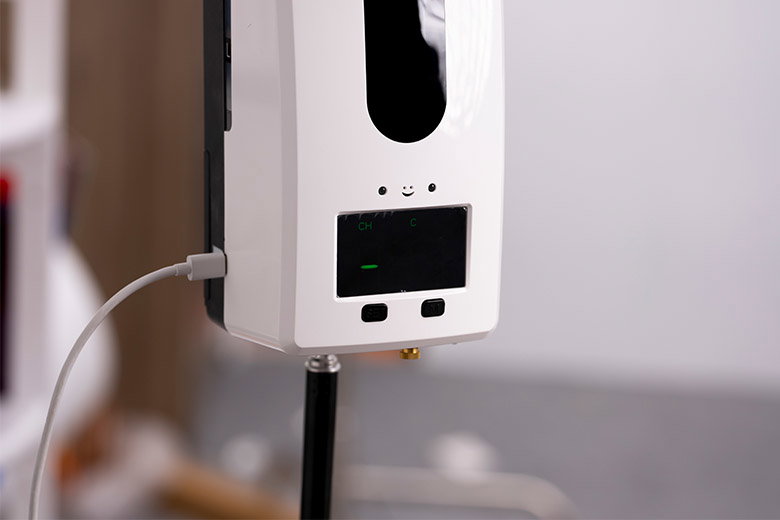 Tính năng Máy xịt khử khuẩn đo nhiệt độ V18 PRO