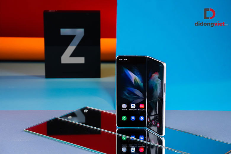 Galaxy Z Fold3 có màn hình cải tiến