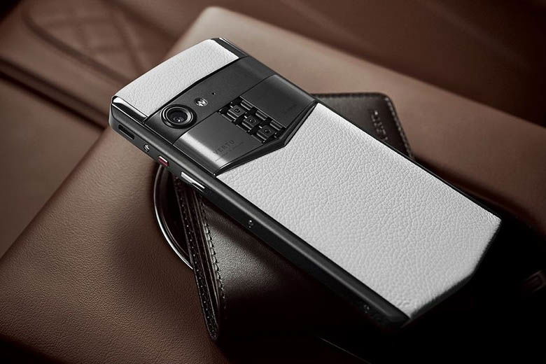 Vertu Aster P