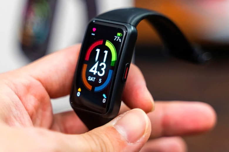 Vòng đeo tay thông minh Huawei Band 7