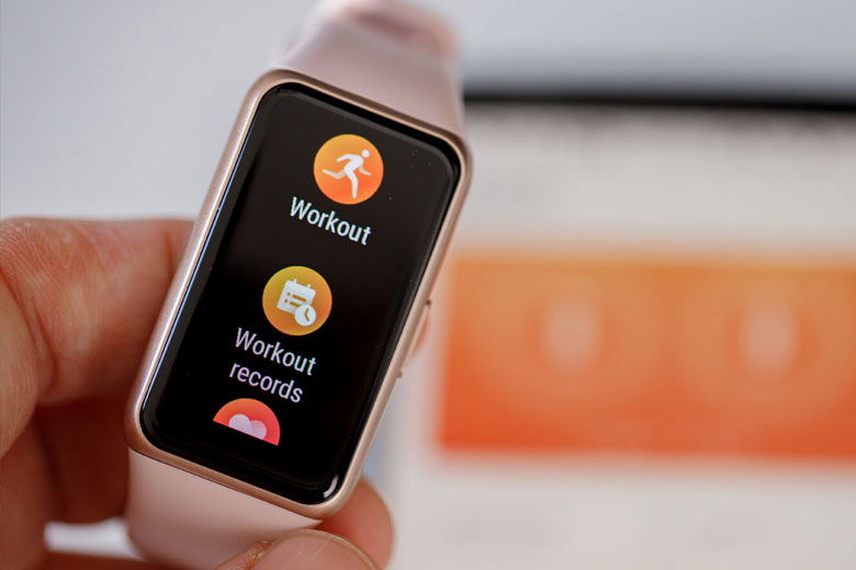 Vòng đeo tay thông minh Huawei Band 6