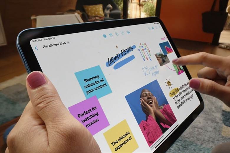 Màn hình được thiết kế lớn hơn đời tiền nhiệm